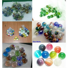 Bola de mármol de vidrio de colores mezclados para niños jugando
